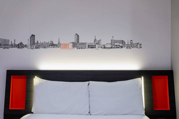 Room 8 of 59