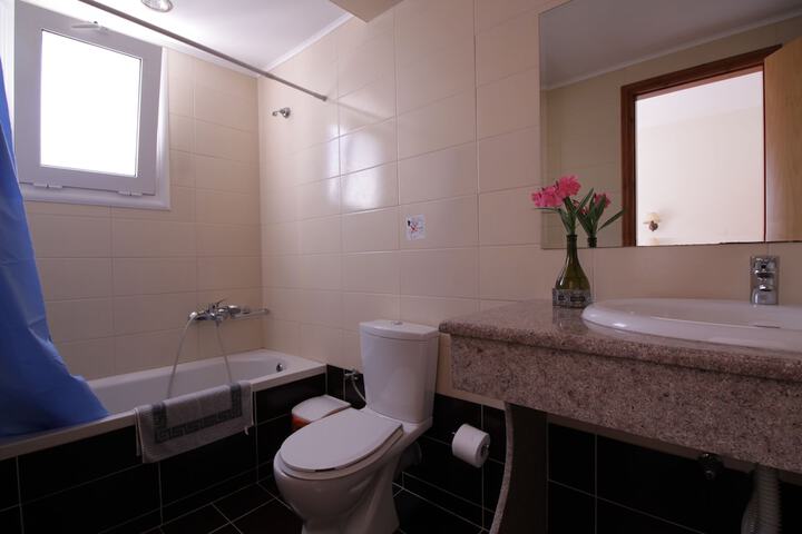 Clean Restrooms