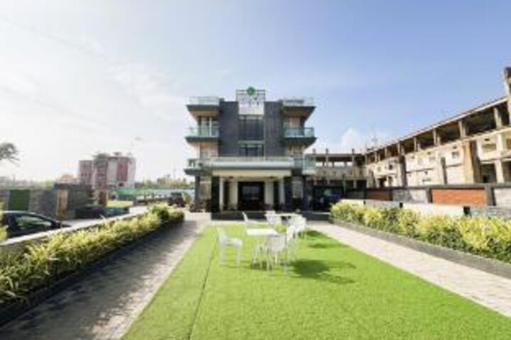 Hotel Golden Palace Rivera Puri