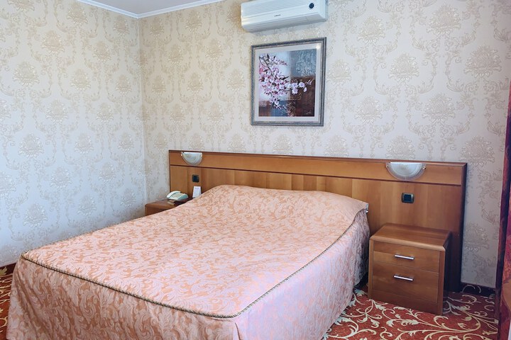 Room 15 of 61