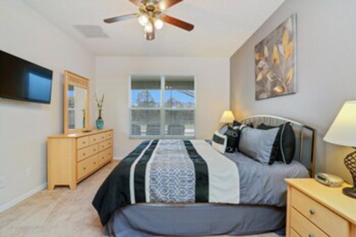 Room 3 of 159