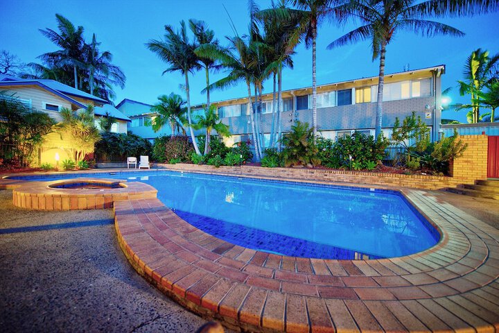 Pool 66 of 78