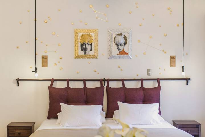 Room 44 of 74