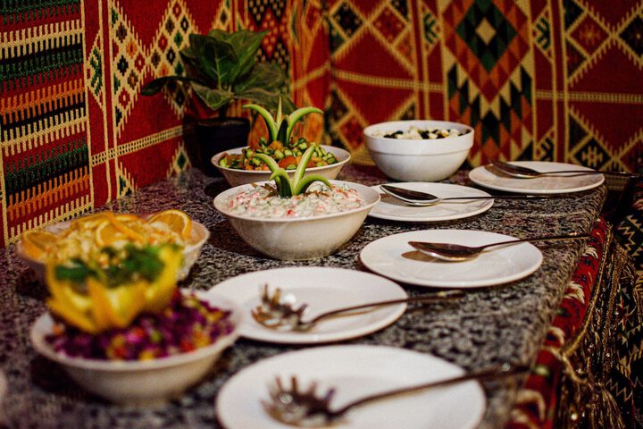 Dining 17 of 28