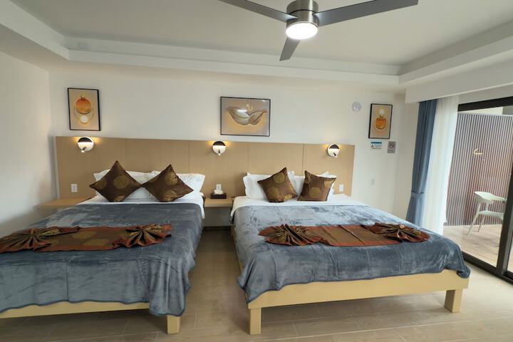 Room 79 of 272