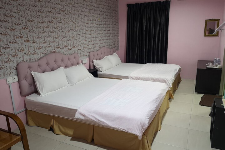 Room 12 of 52