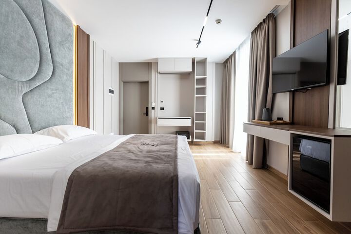Room 57 of 114