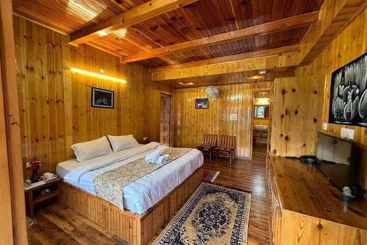Room 5 of 27