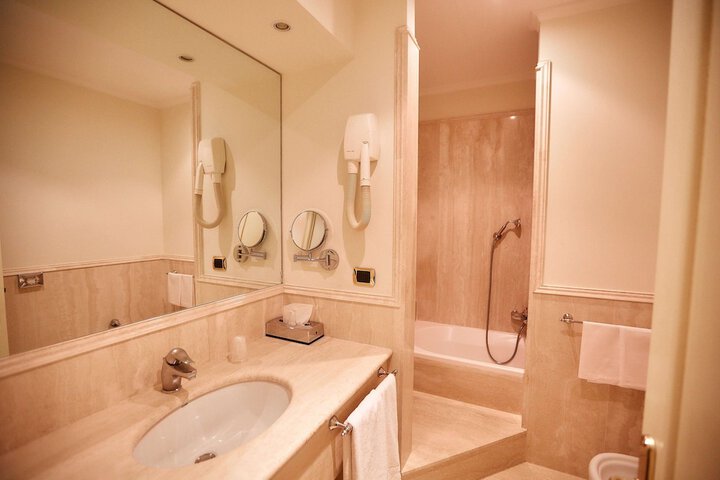 Bathroom Interior Photo