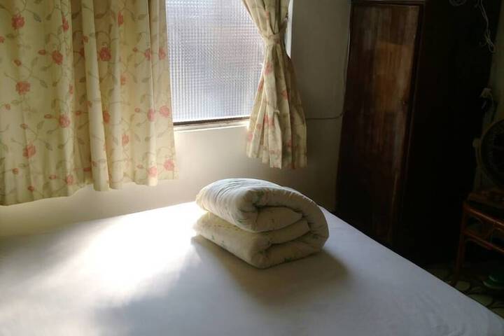 Room 10 of 22
