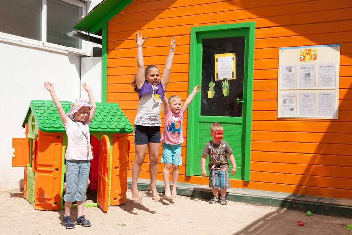 Children's play area - outdoor