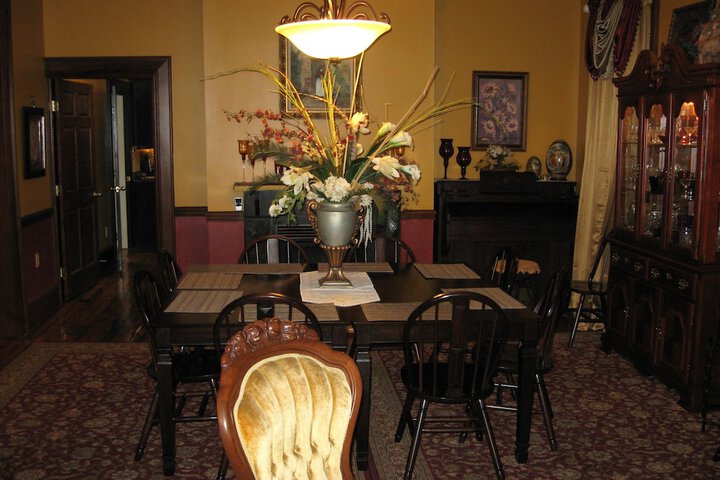 Dining 60 of 114