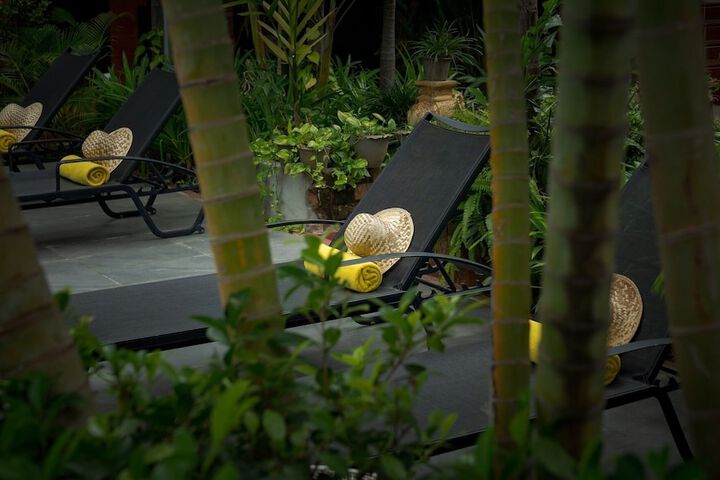 Hotel Exterior 98 of 99