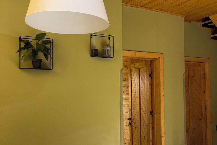 Room 30 of 65