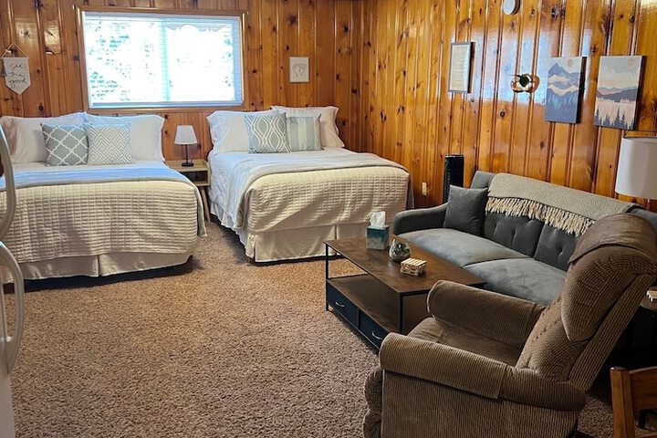 Room 34 of 236