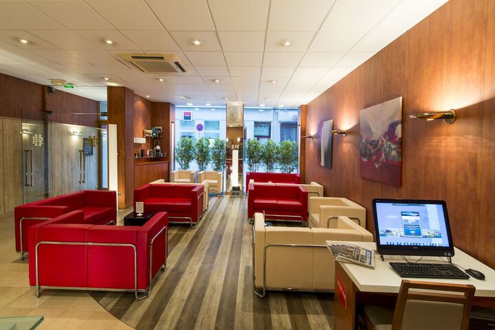 Hotel Lobby