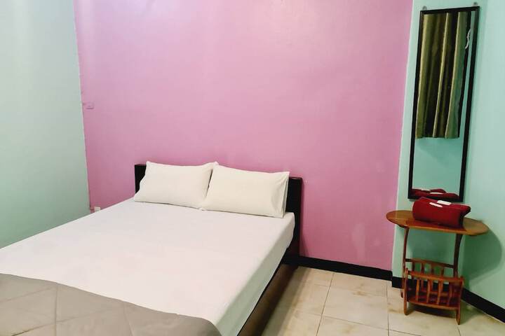 Room 25 of 59