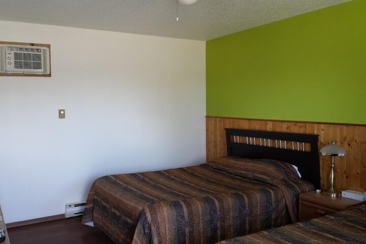 Room 15 of 49