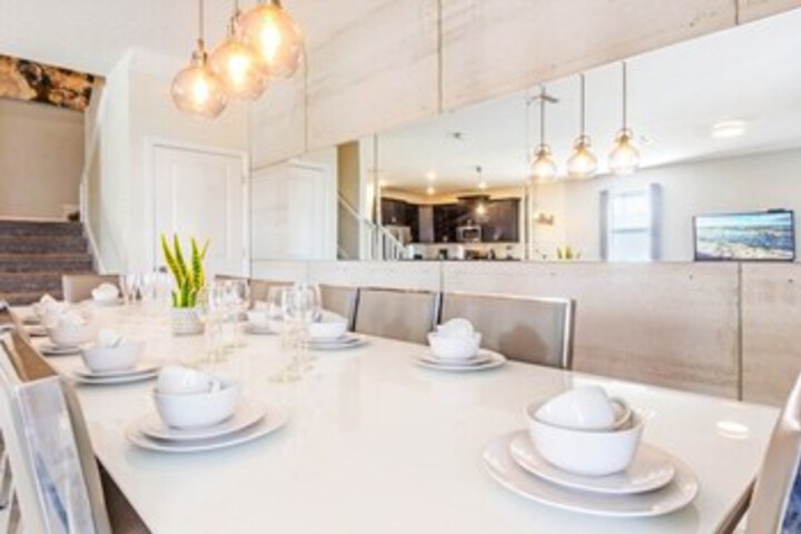 Dining 187 of 216