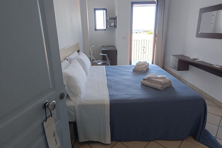 Room 56 of 110