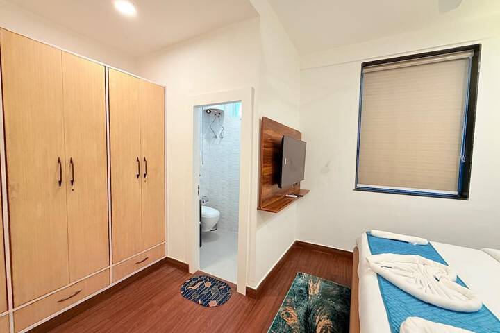 Room 27 of 54