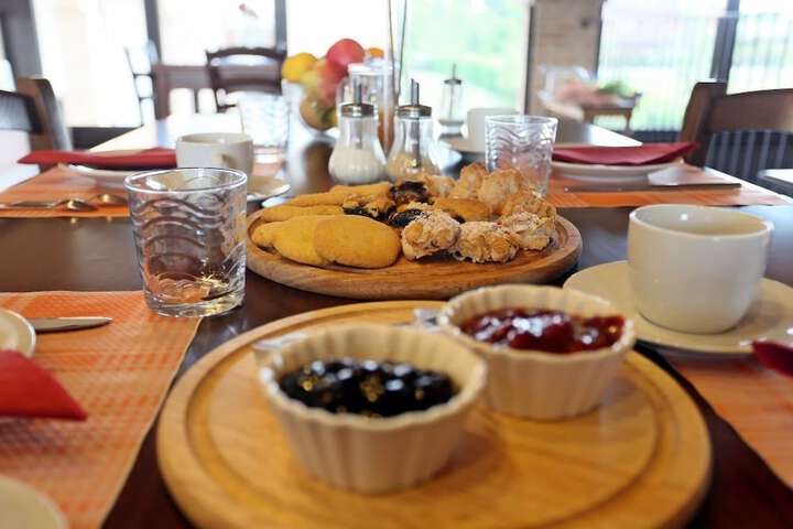 Breakfast/Coffee Service 33 of 77