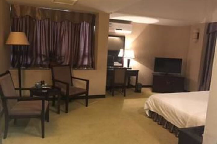 Room 19 of 22