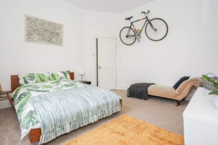 Room 18 of 20