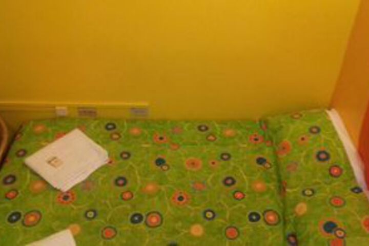 Room 15 of 34