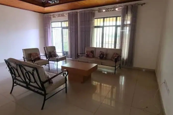 Room 2 of 15