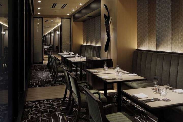 Dining 107 of 239