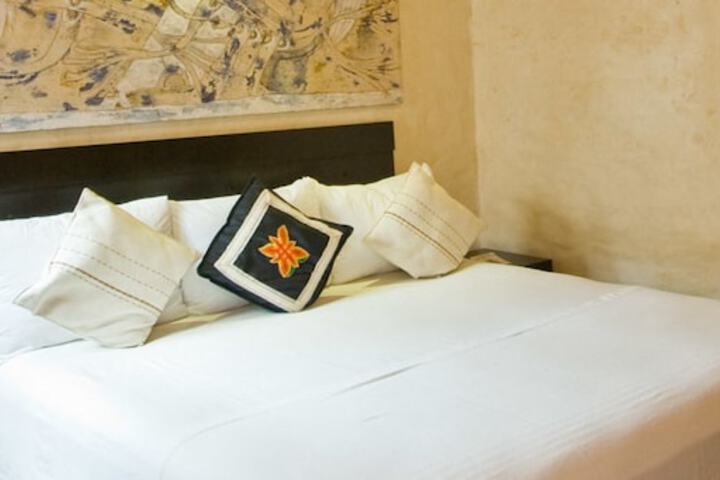 Room 4 of 60