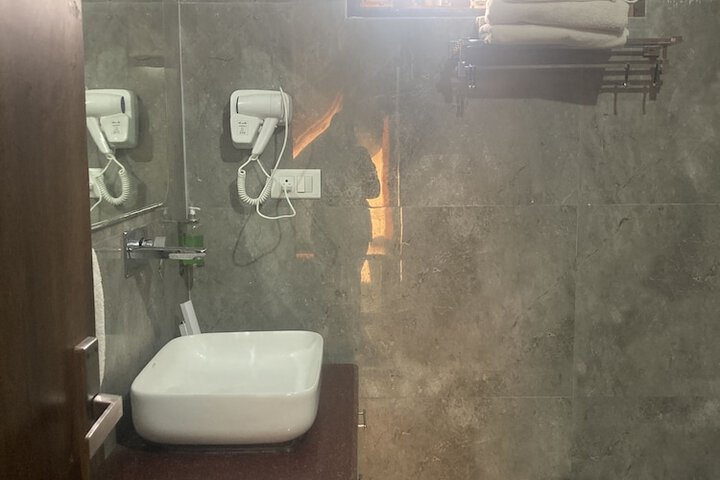 Room 40 of 54