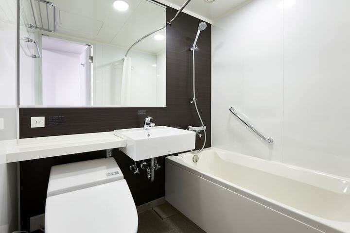 Bath Interior