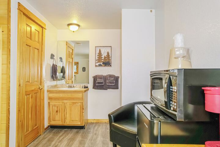 Room 106 of 168