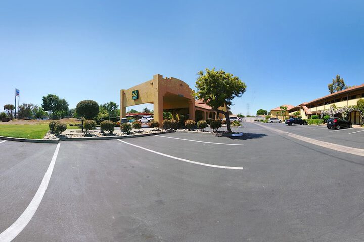 nice hotels in gilroy ca