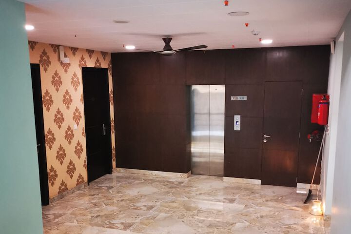 Room 42 of 98