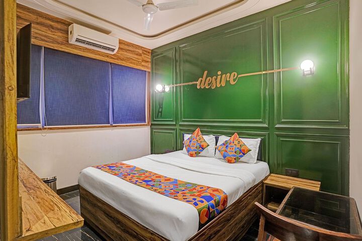 Room 20 of 34