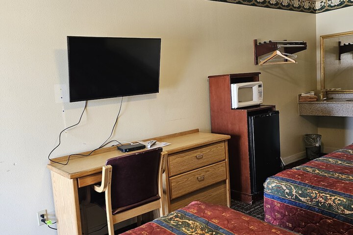 Room 8 of 44