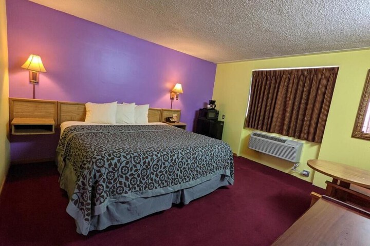 Room 3 of 14