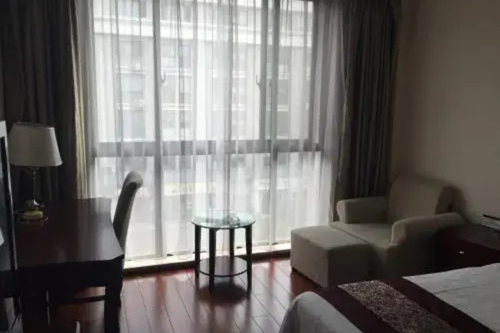 Room 2 of 15