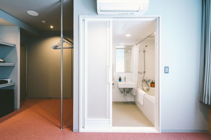Room 36 of 54