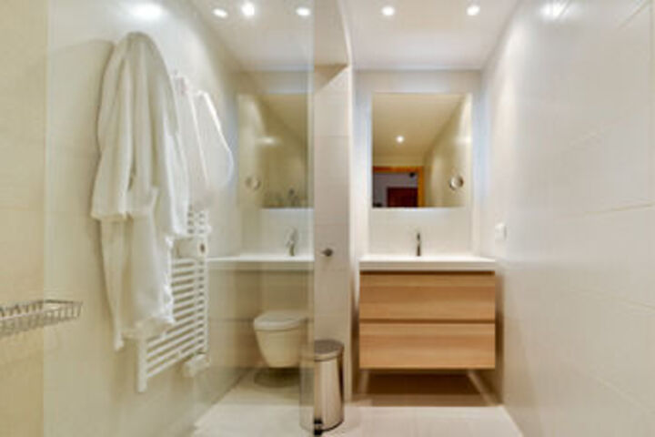 Room 5 of 26