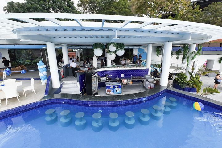 Pool 35 of 66