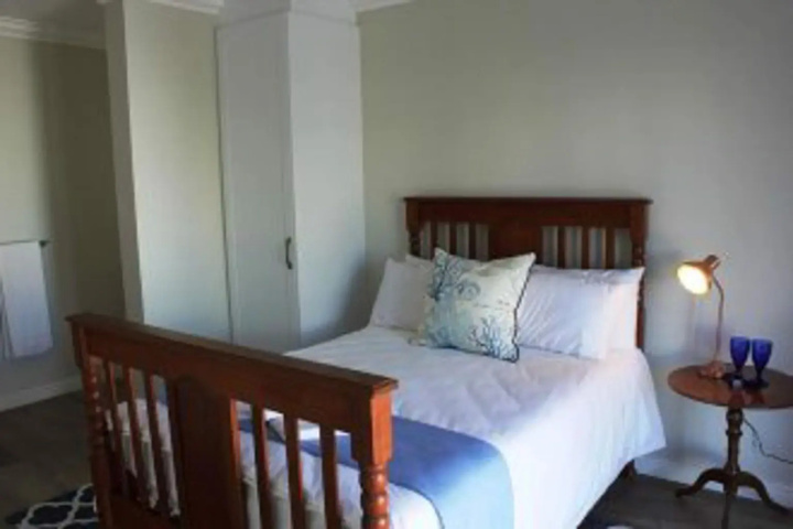 Room 3 of 12