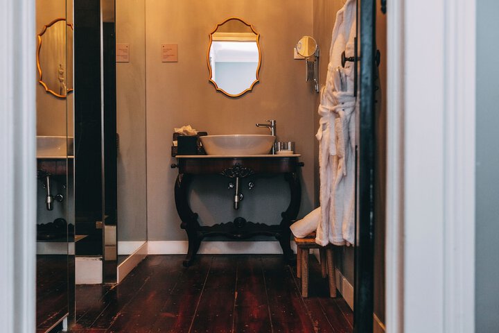 Room 173 of 274