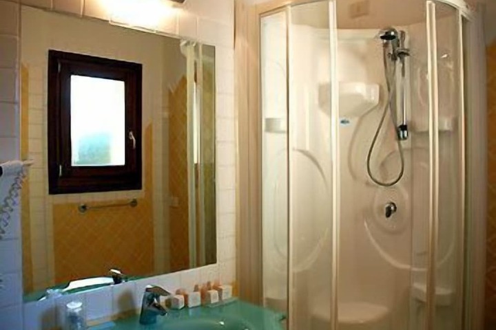 Bath Interior