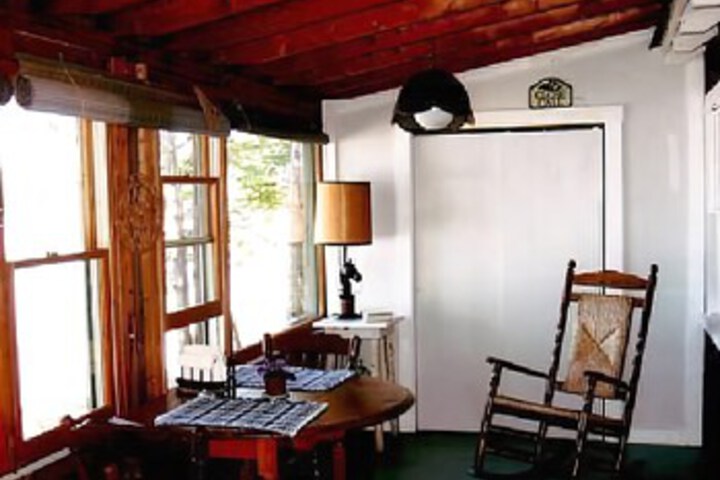 Room 6 of 11
