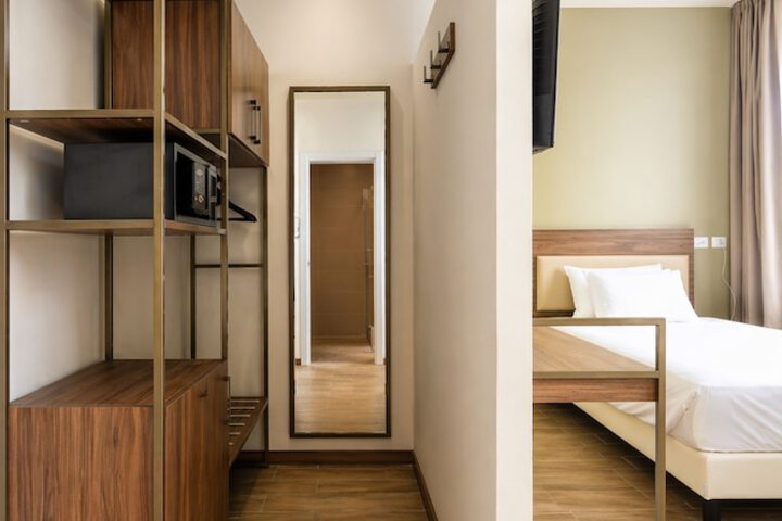 Room 13 of 59