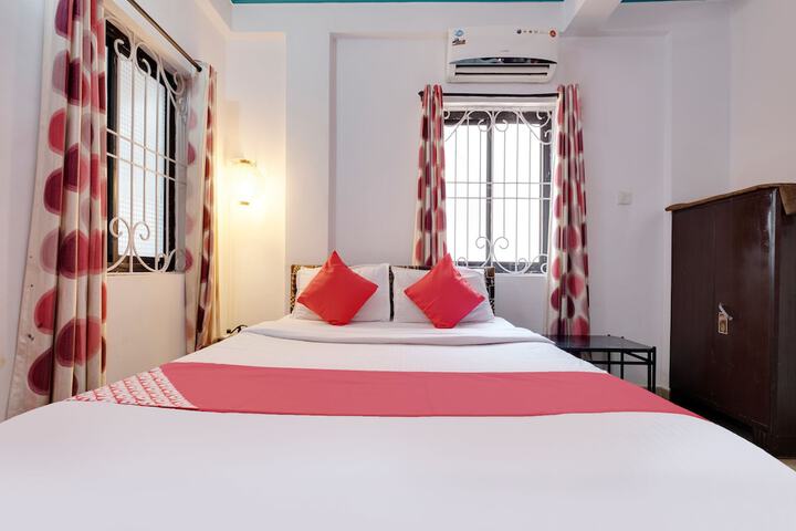 Room 7 of 33
